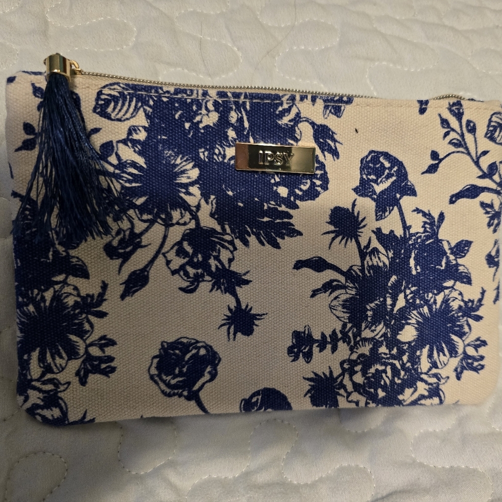 Ipsy Bag